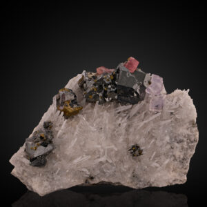 Tetrahedrite, Rhodochrosite, Chalcopyrite, Fluorite